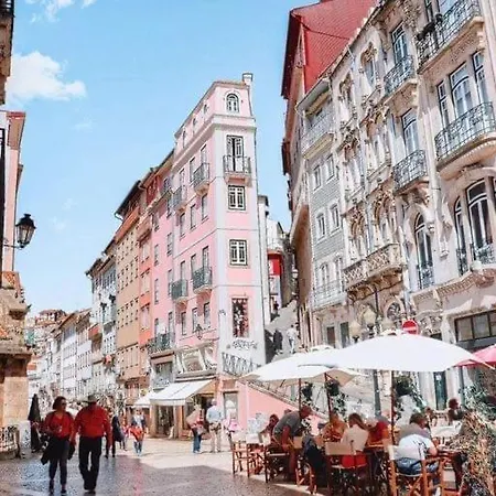 アパート Adro De Cima